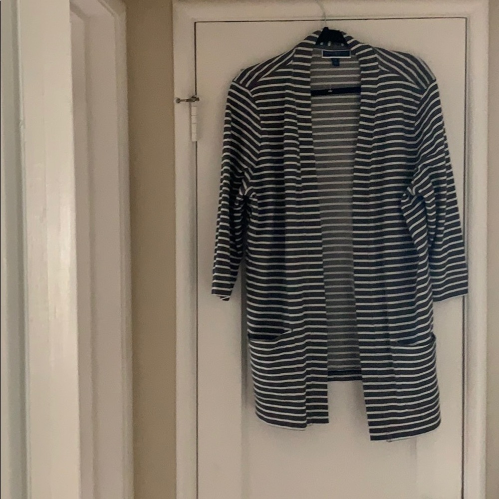 Cardigan - Picture 1 of 6